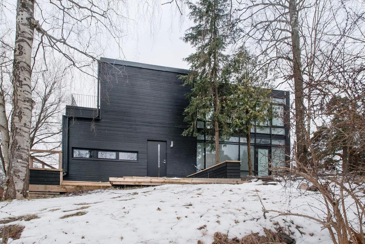 Villa Townhouse On Arlanda Stockholm Metro Line - Easy Checkin Sollentuna Esterno foto