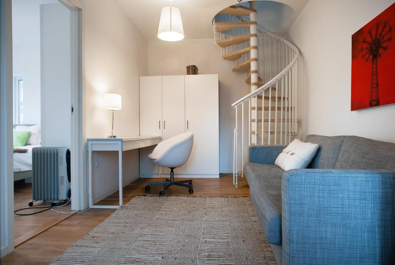 Villa Townhouse On Arlanda Stockholm Metro Line - Easy Checkin Sollentuna Esterno foto